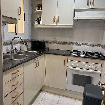 Bright 1br Flat - Private Terrace - Metro & Appartement